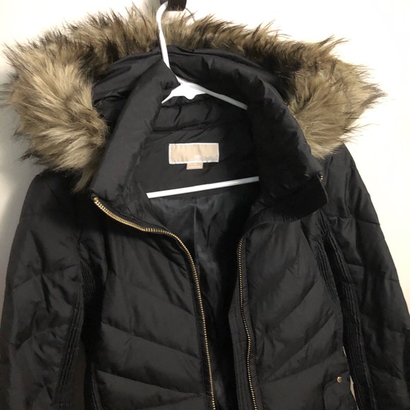 Michael Kors Black warm down jacket - Picture 5 of 16